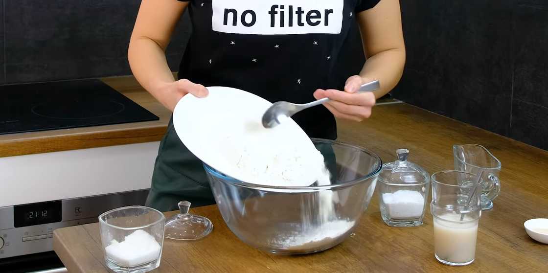 Сладкая пицца с бананом и шоколадом-Шаг 2