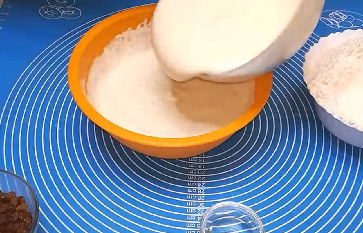 Кулич на дрожжах и кефире-Шаг 6