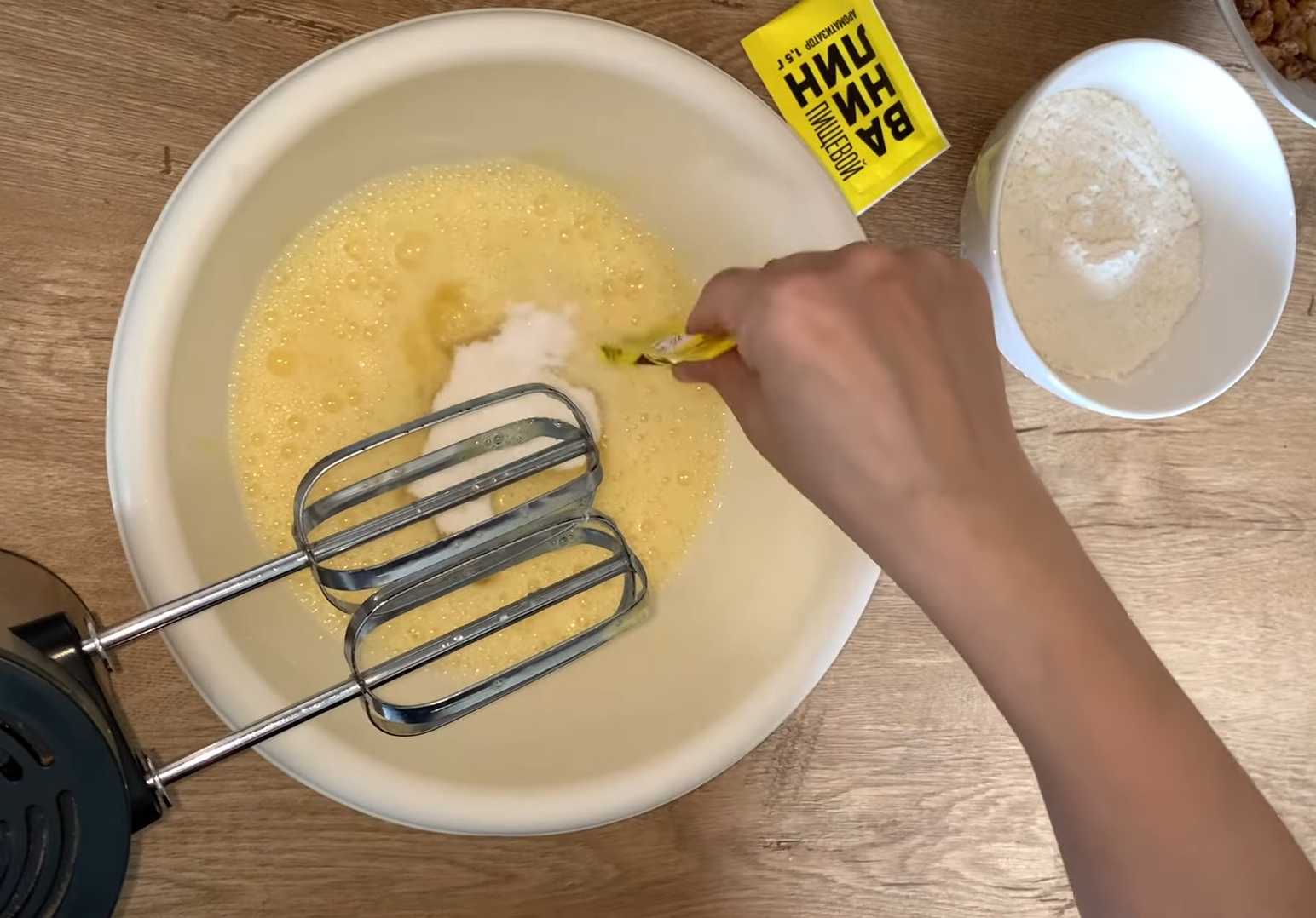 Бисквитный кулич-Шаг 4