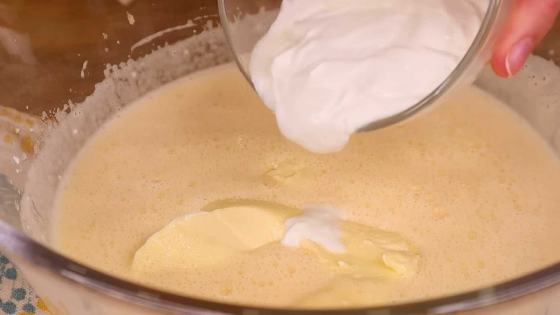 Вкусный кулич без дрожжей с творогом и клюквой-Шаг 3