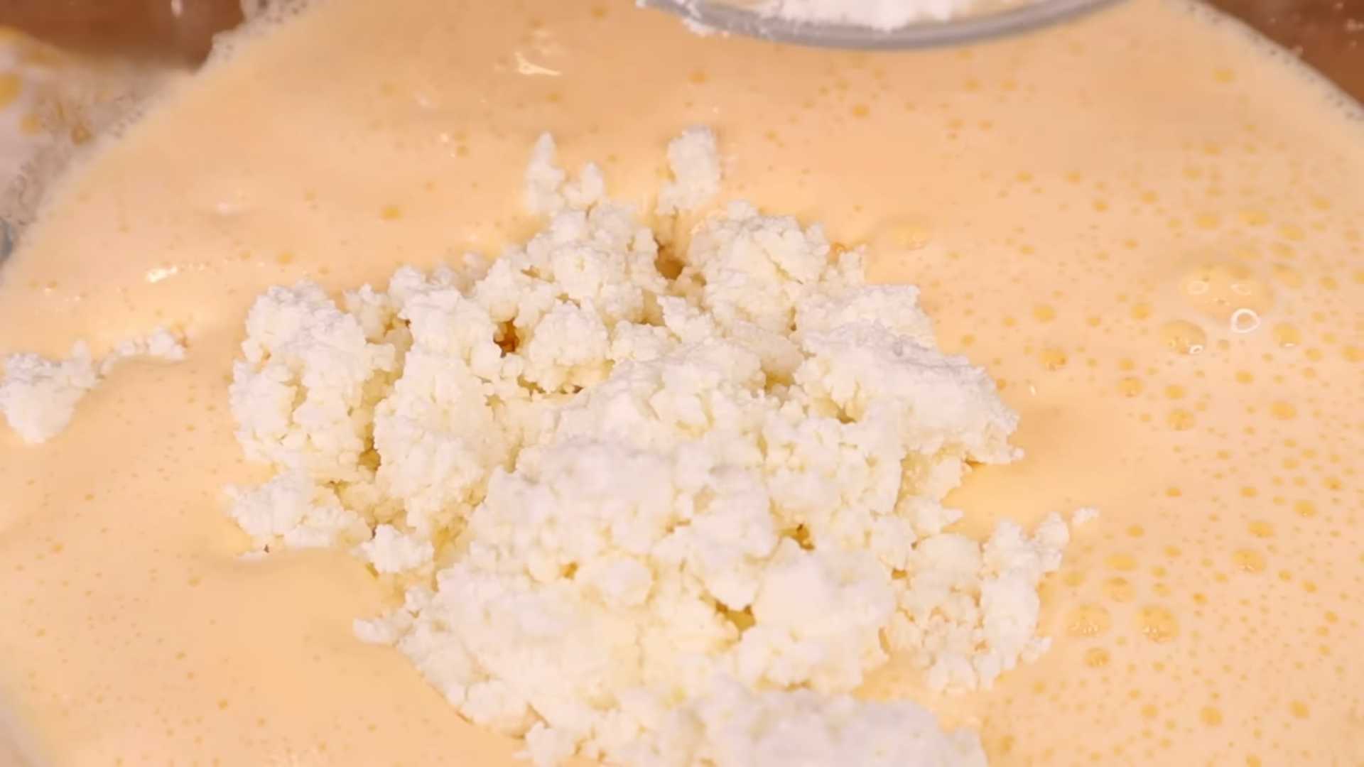 Вкусный кулич без дрожжей с творогом и клюквой-Шаг 2