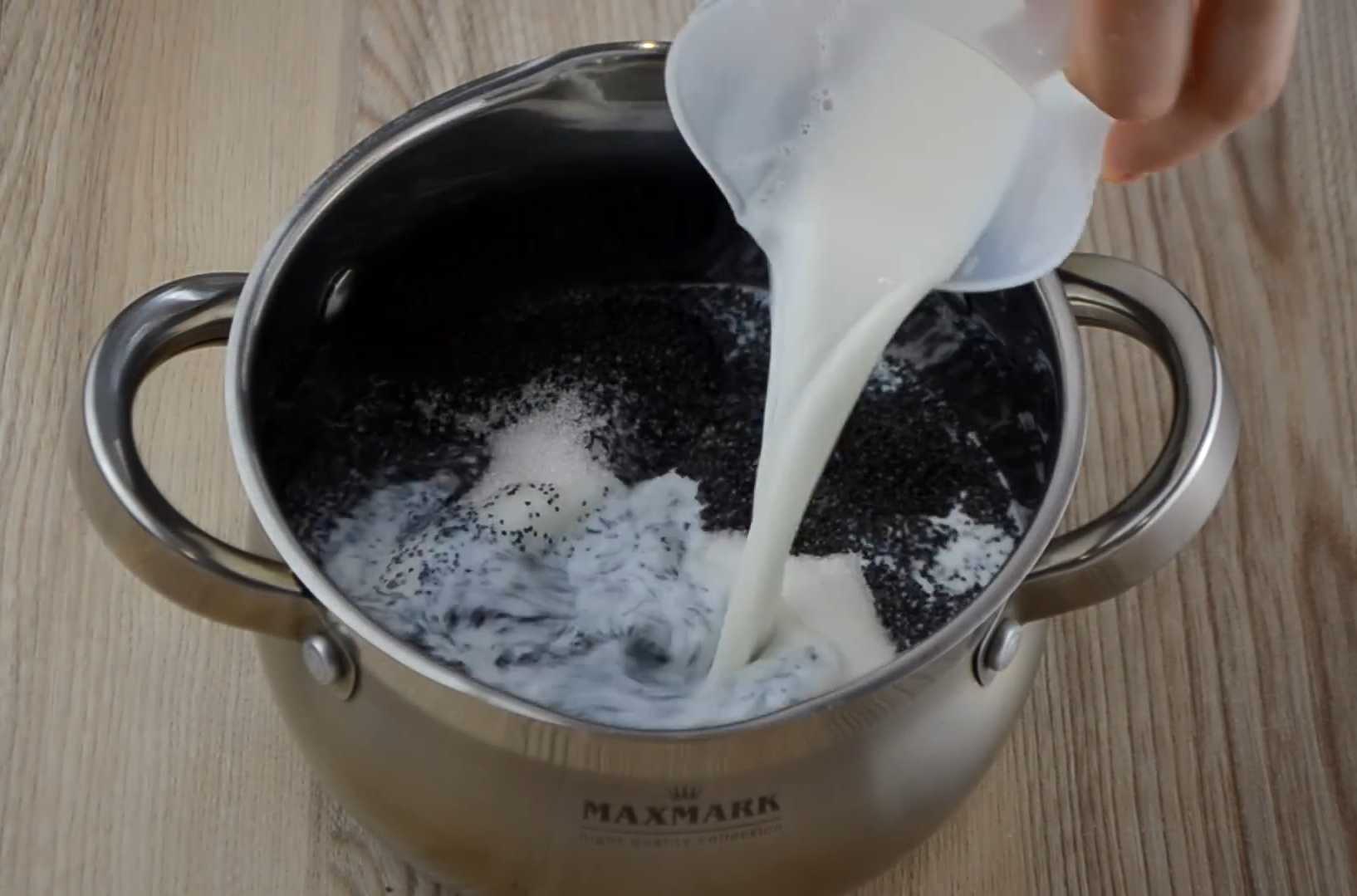 Кулич с маковой начинкой-Шаг 11