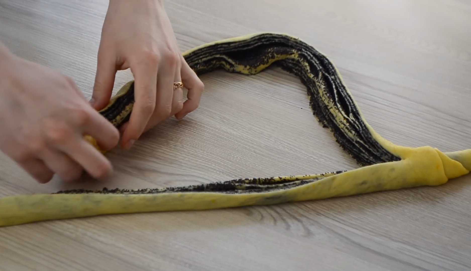 Кулич с маковой начинкой-Шаг 22