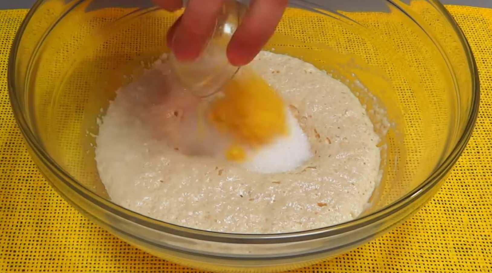 Пасхальный кекс-кулич с изюмом и цукатами-Шаг 4