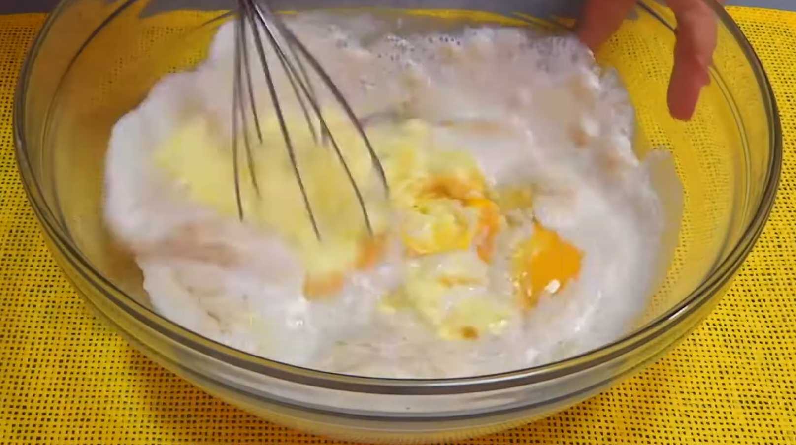 Пасхальный кекс-кулич с изюмом и цукатами-Шаг 5