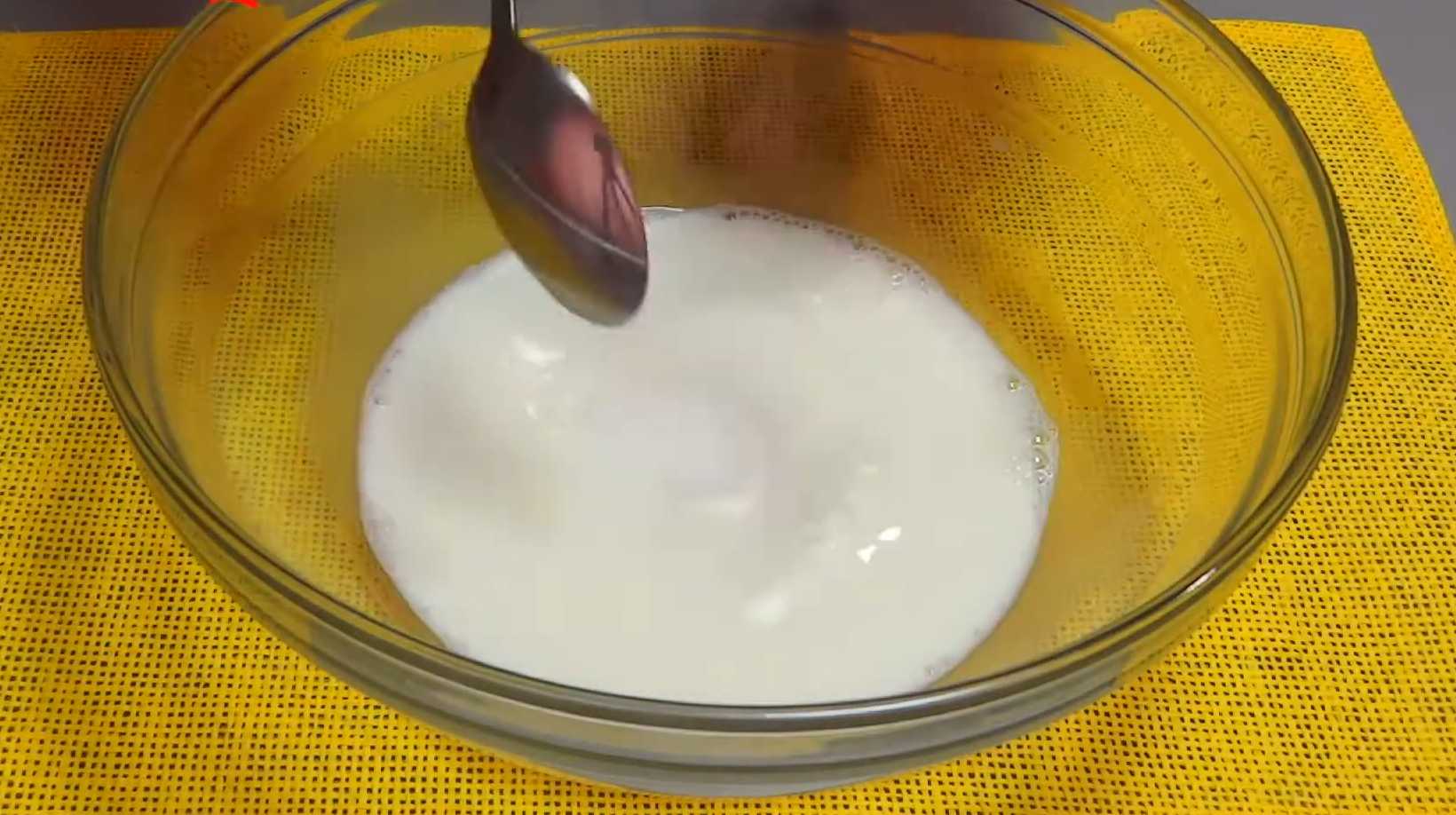 Пасхальный кекс-кулич с изюмом и цукатами-Шаг 1