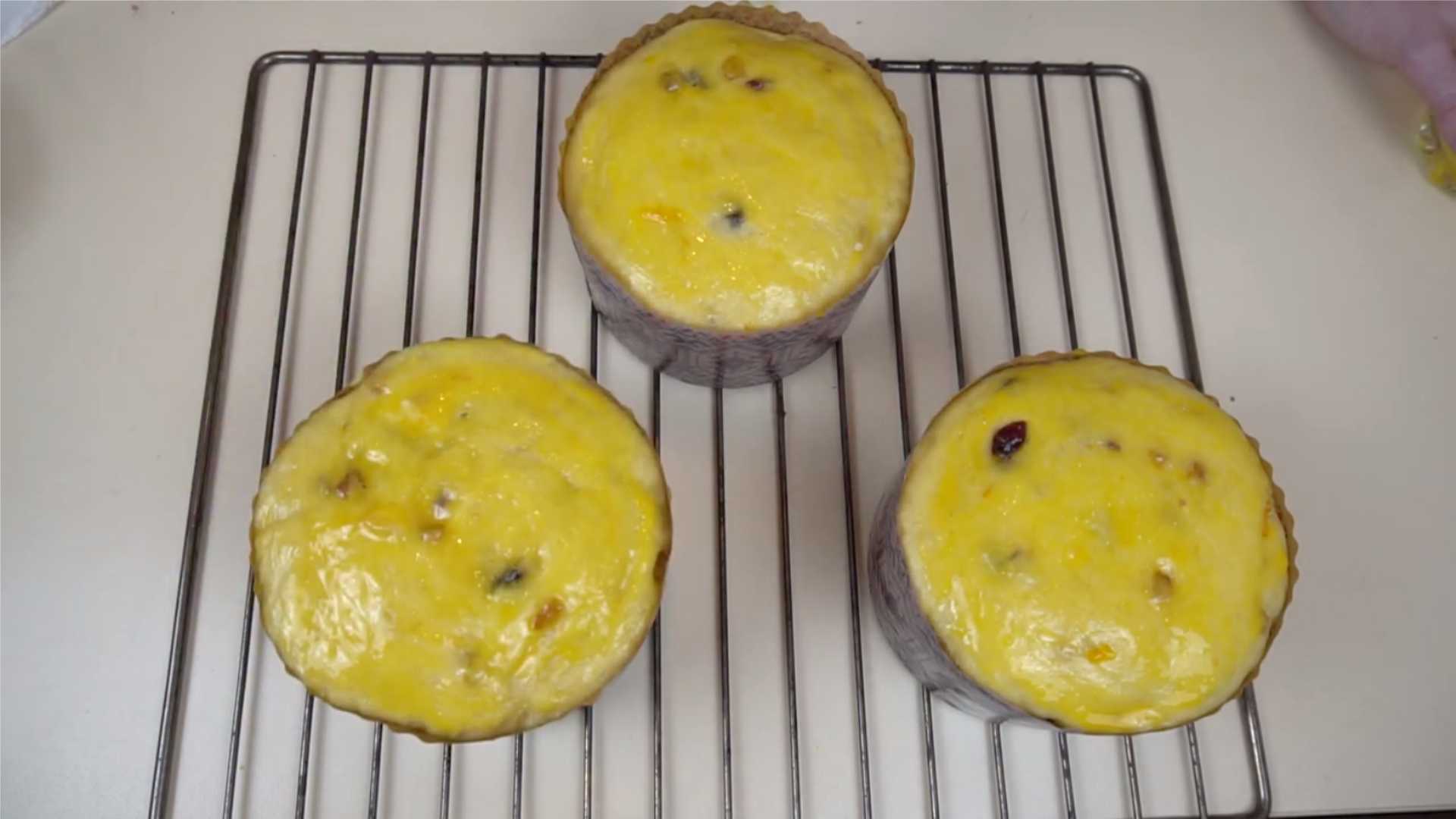 Влажный кулич с сухофруктами и коньячной пропиткой-Шаг 11