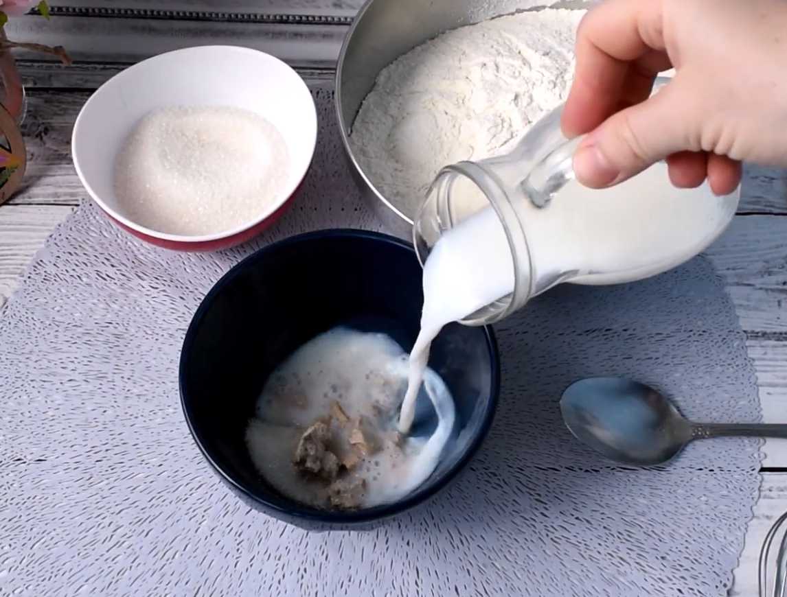 Кулич на сметане с ореховой начинкой-Шаг 1