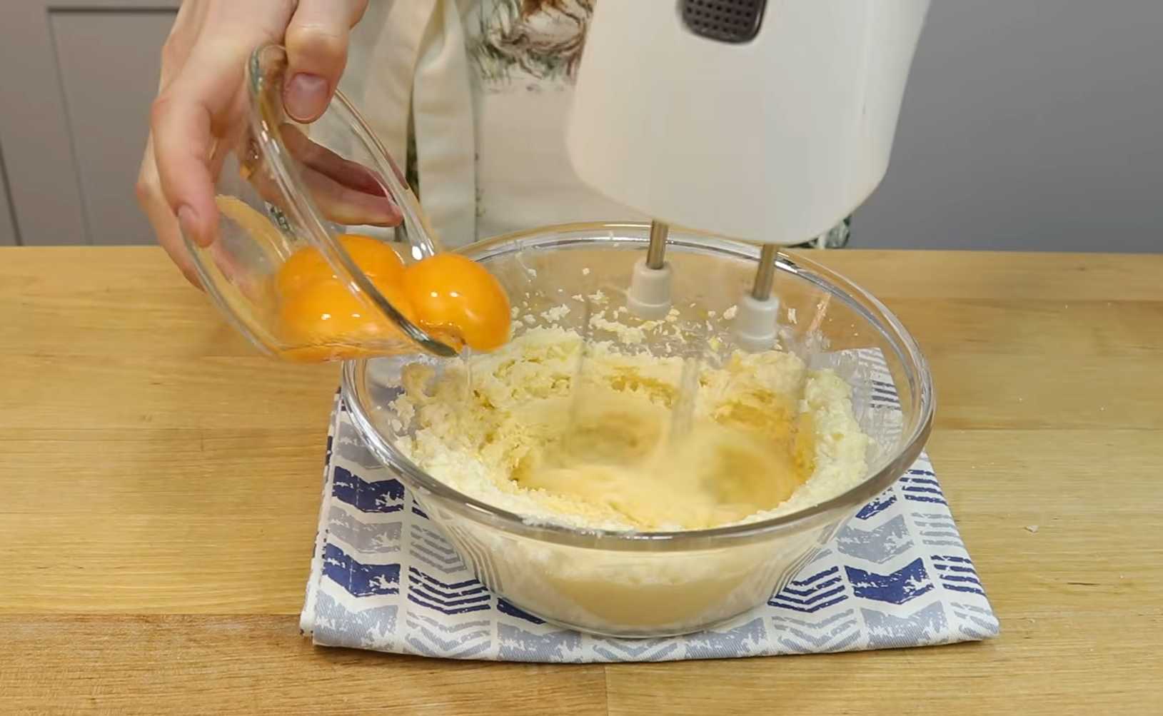 Пасхальный кулич на желтках-Шаг 4