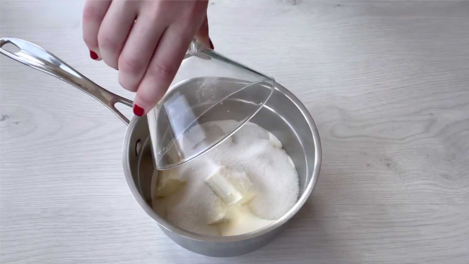 Пасхальный кулич на сливках-Шаг 5