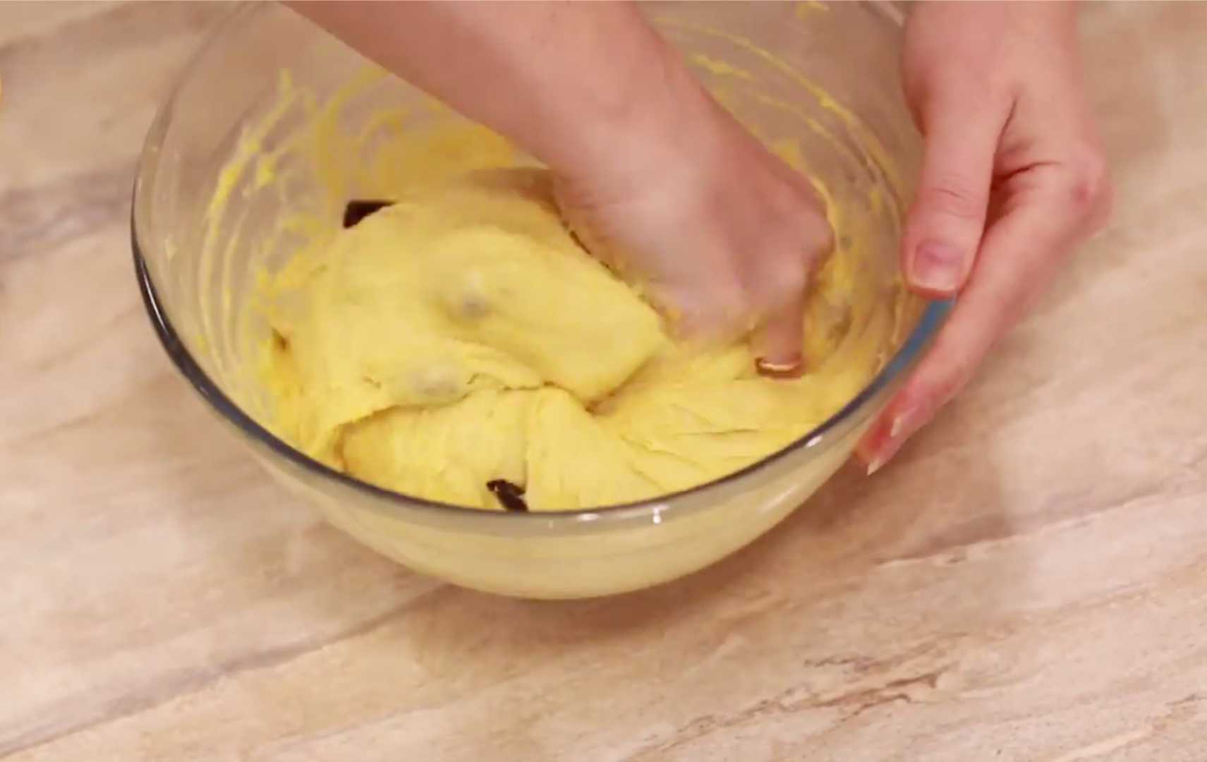 Апельсиновый кулич с изюмом и лимонной цедрой-Шаг 15