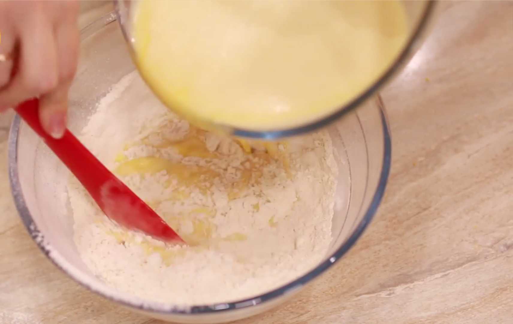 Апельсиновый кулич с изюмом и лимонной цедрой-Шаг 12