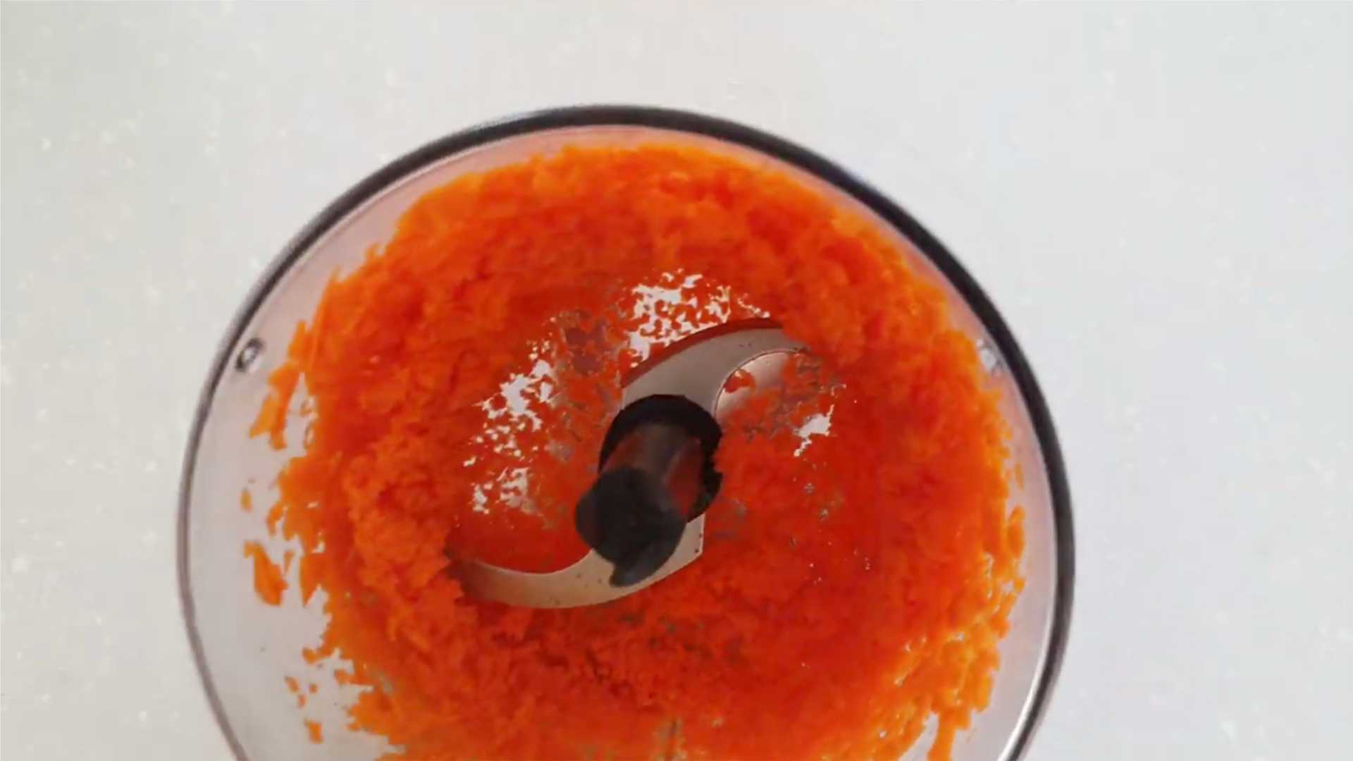 Морковный кулич с апельсиновыми цукатами и итальянской меренгой-Шаг 3