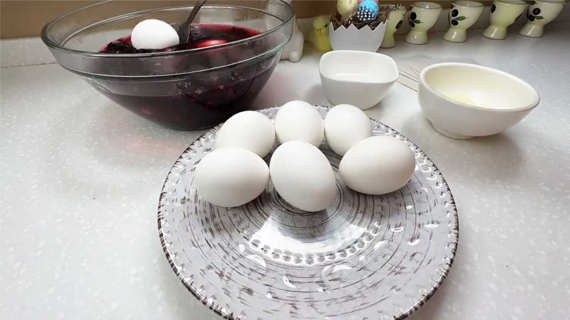 Яйца на Пасху с поталью-Шаг 2