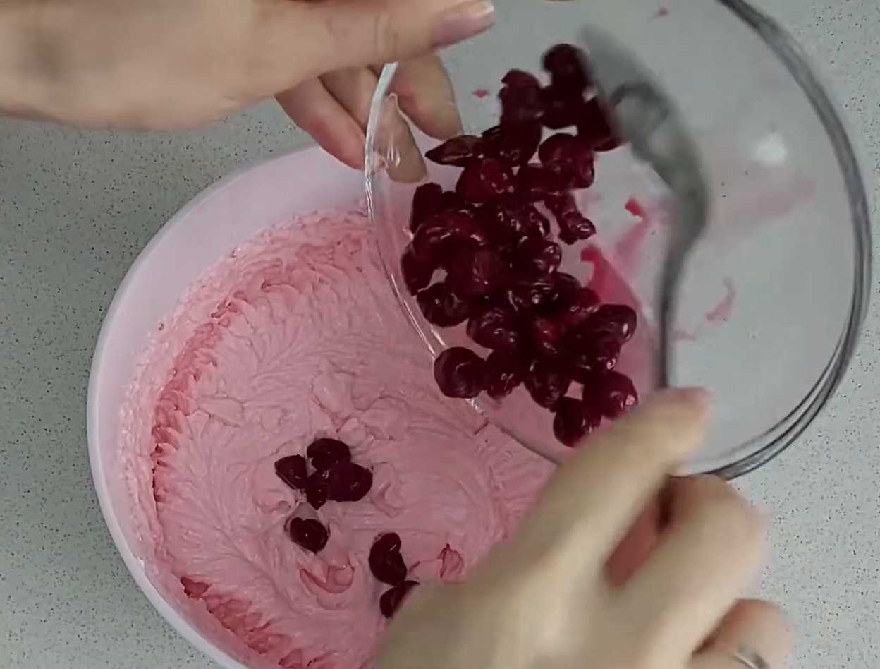 Творожная пасха с вишней-Шаг 5