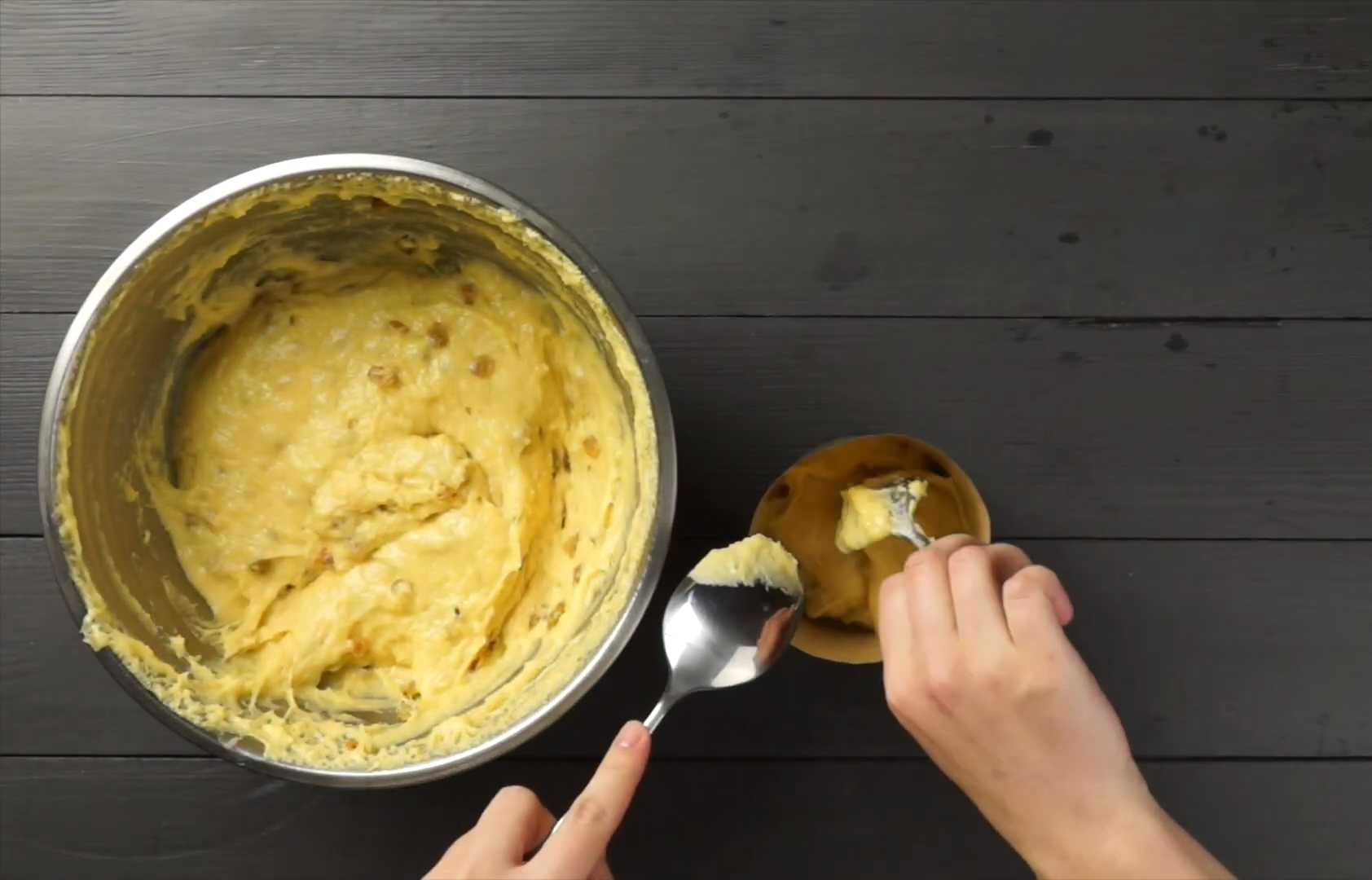 Классический пасхальный кулич с изюмом и коньяком-Шаг 12