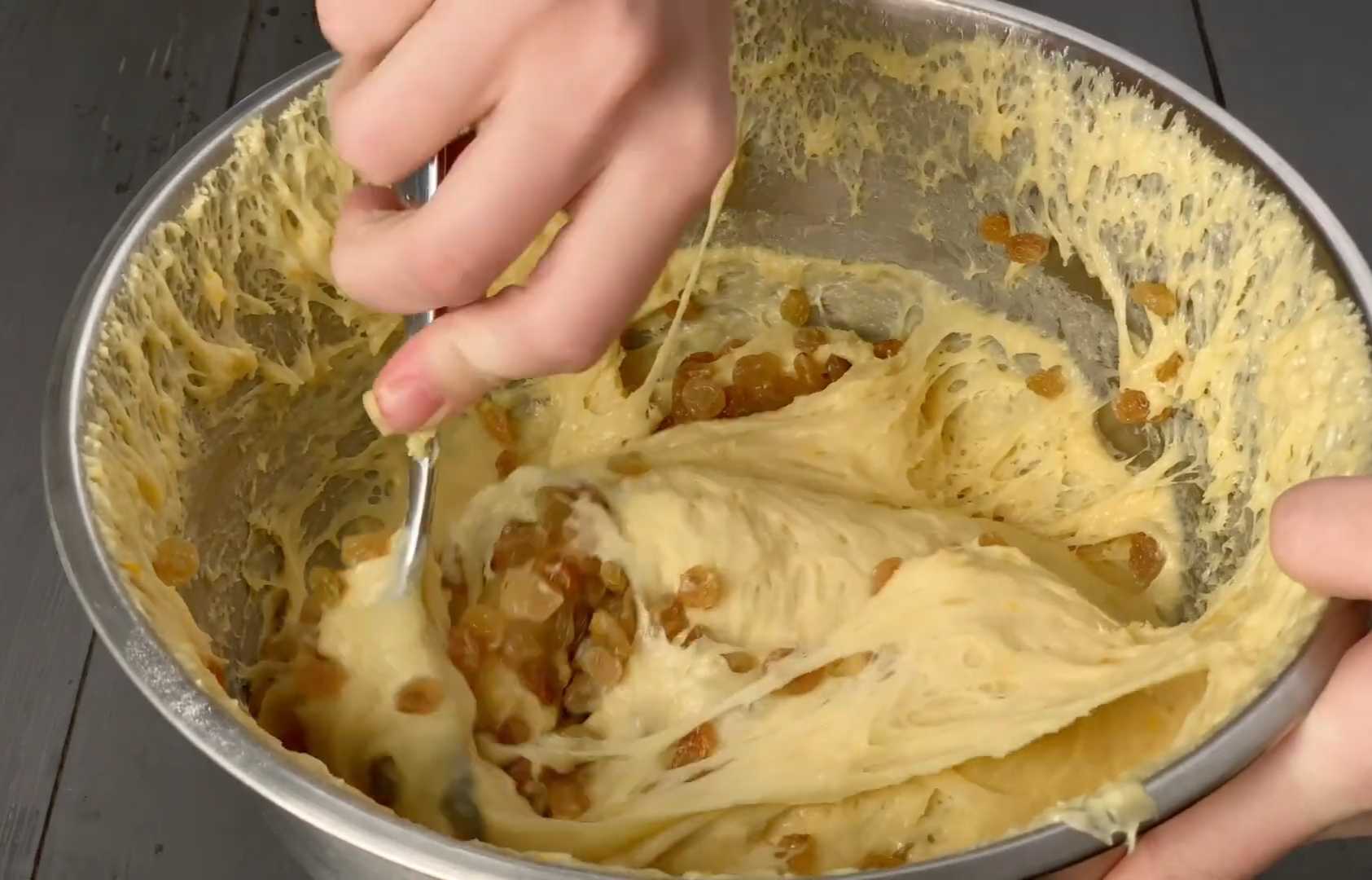 Классический пасхальный кулич с изюмом и коньяком-Шаг 11