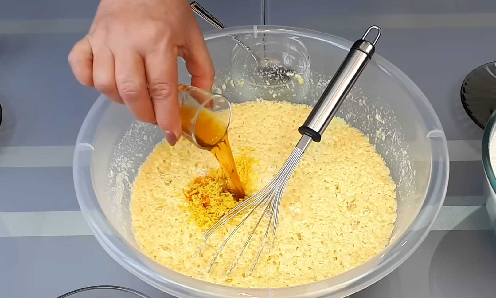 Александрийский кулич на топленом молоке с цукатами-Шаг 6