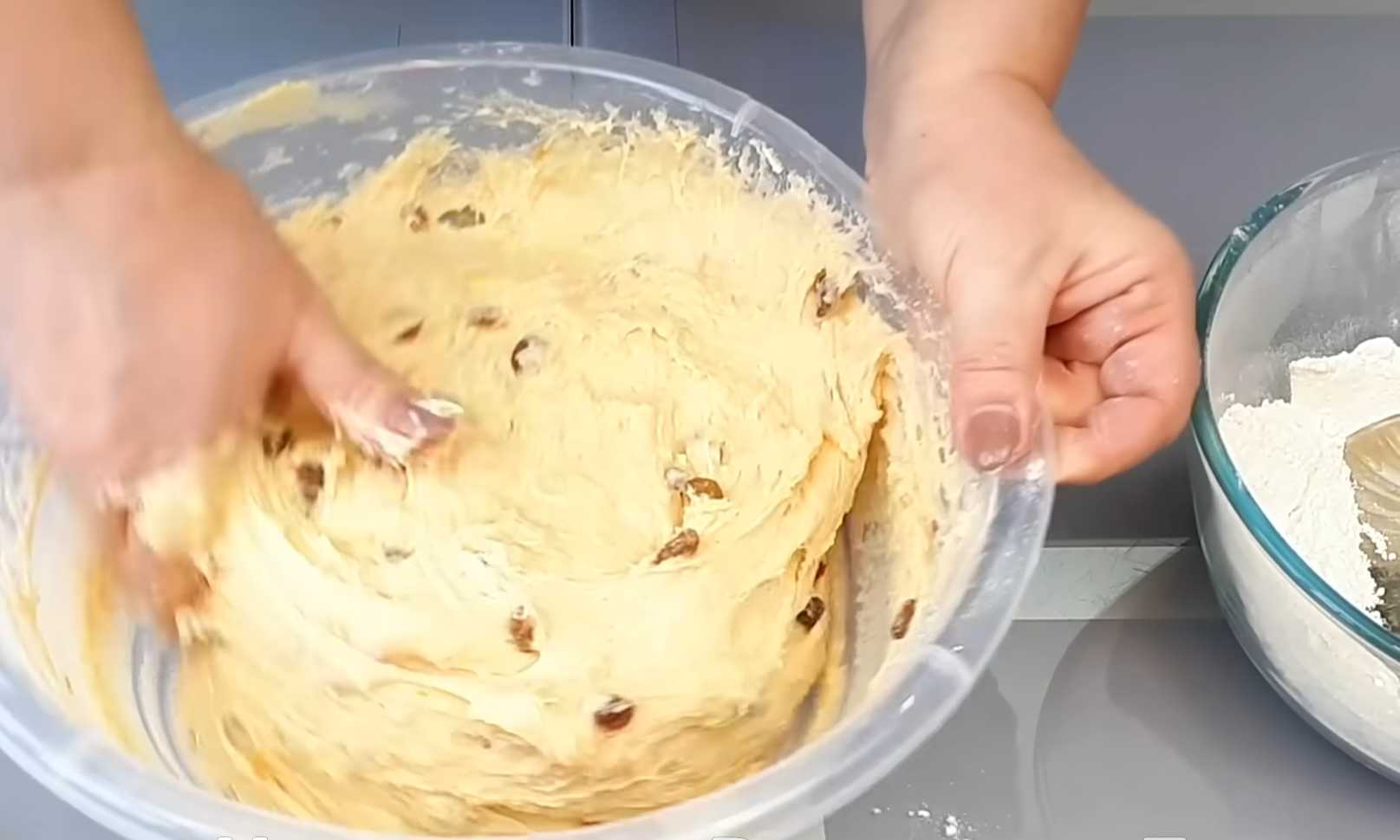 Александрийский кулич на топленом молоке с цукатами-Шаг 9