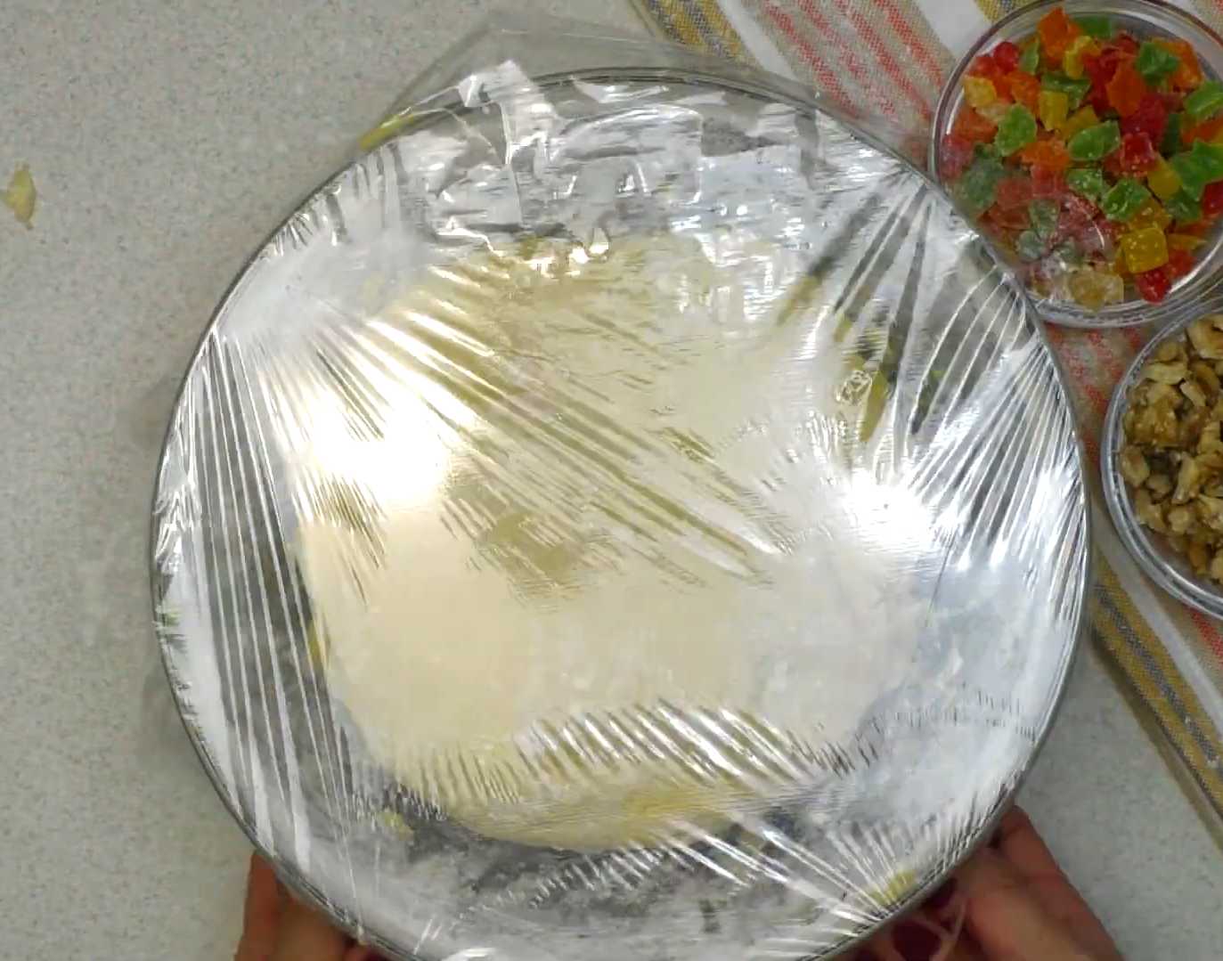 Кулич с цукатами и грецкими орехами-Шаг 8