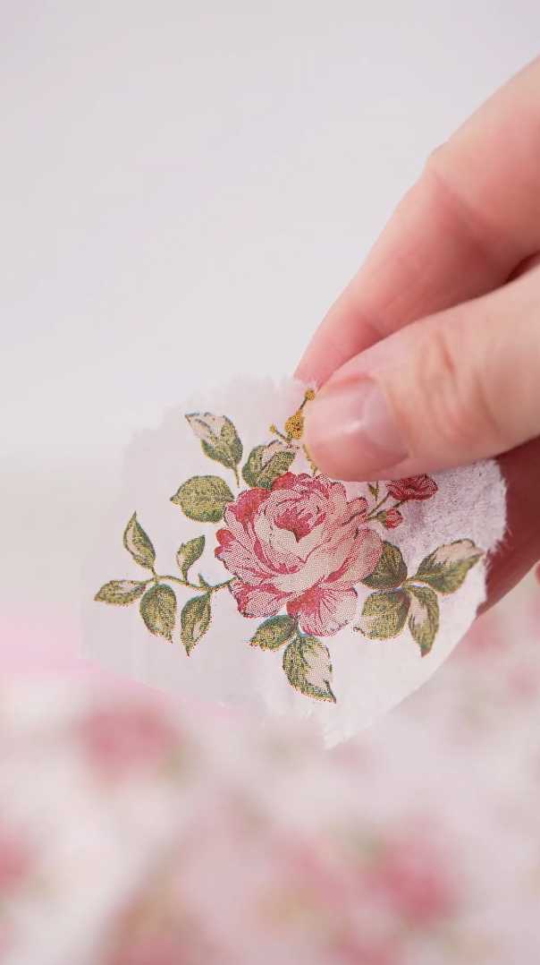 Декупаж пасхальных яиц салфетками и яичным белком-Шаг 3