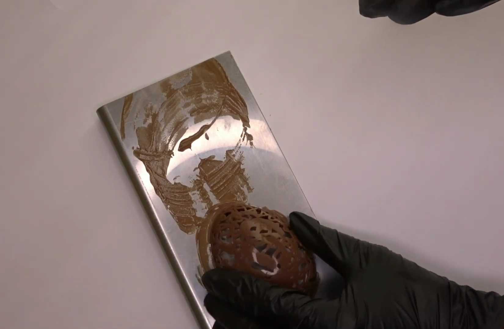 Ажурные шоколадные яйца на пасху-Шаг 9