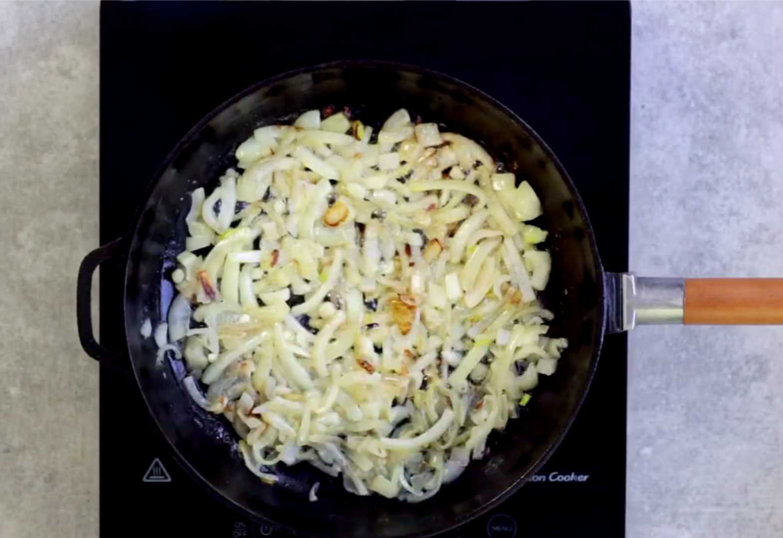 Яичница со шпинатом в духовке-Шаг 3