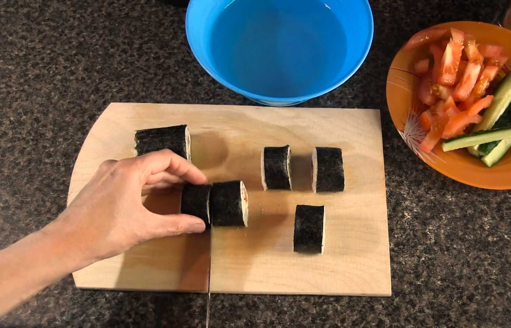 Веганские сыроедные роллы с цветной капустой и семечками-Шаг 10