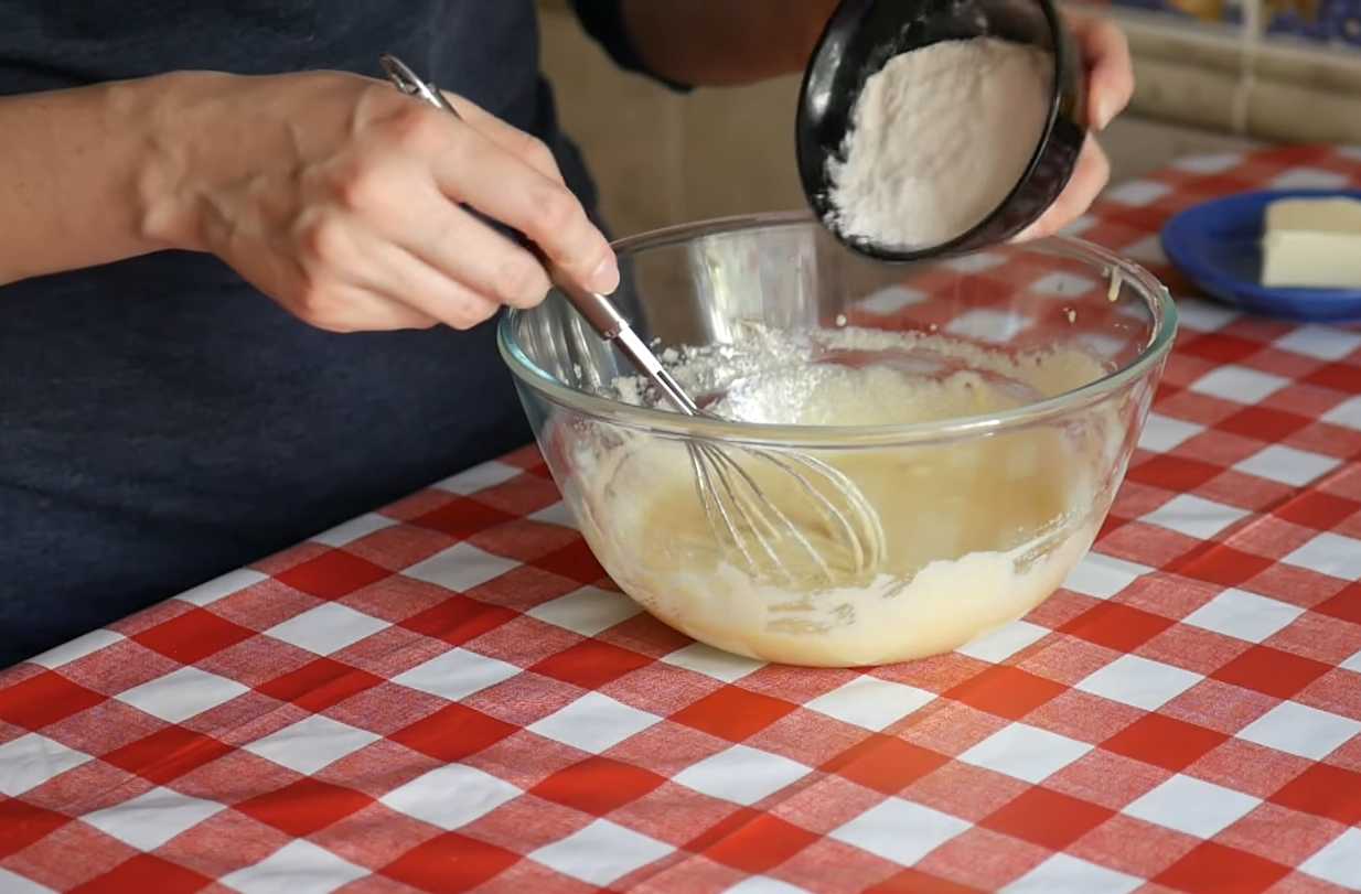 Торт из печенья с бананами и заварным кремом без выпечки-Шаг 2