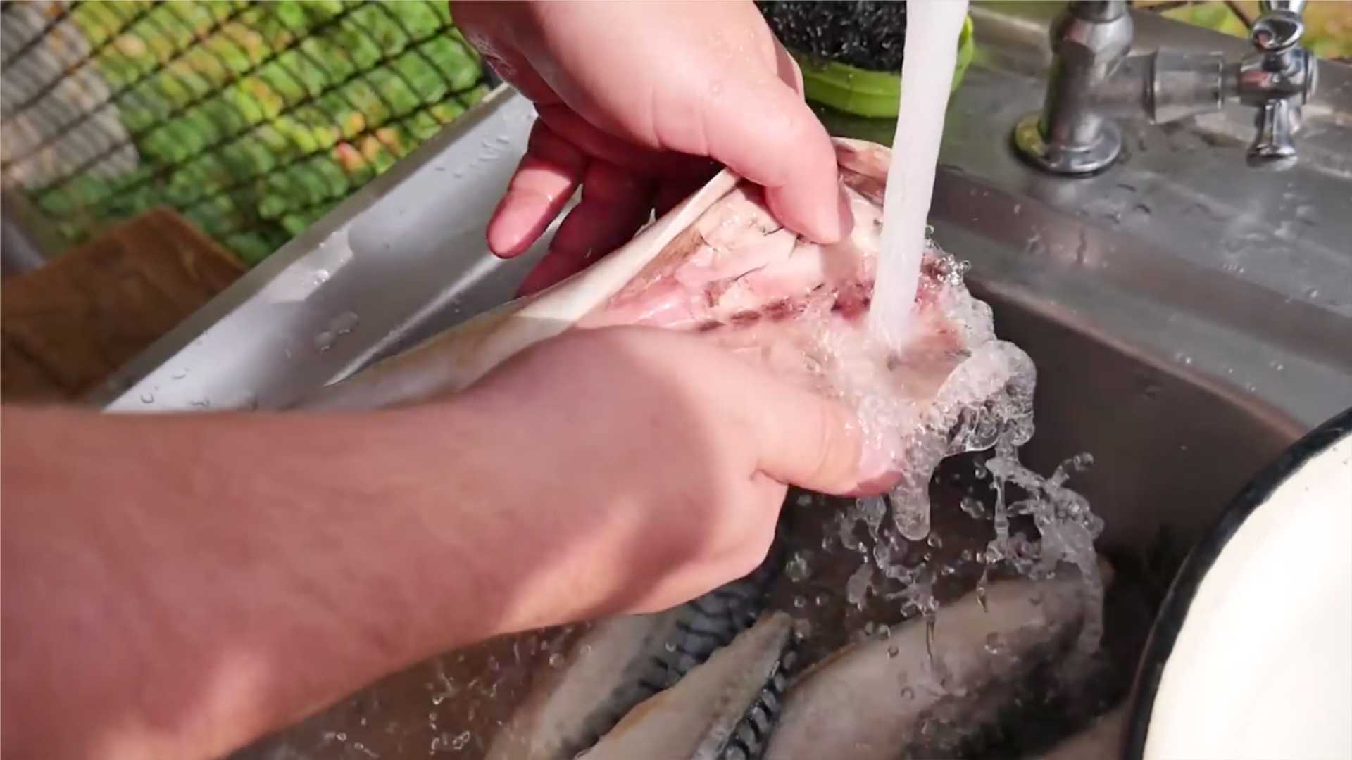 Скумбрия горячего копчения в коптильне-Шаг 3