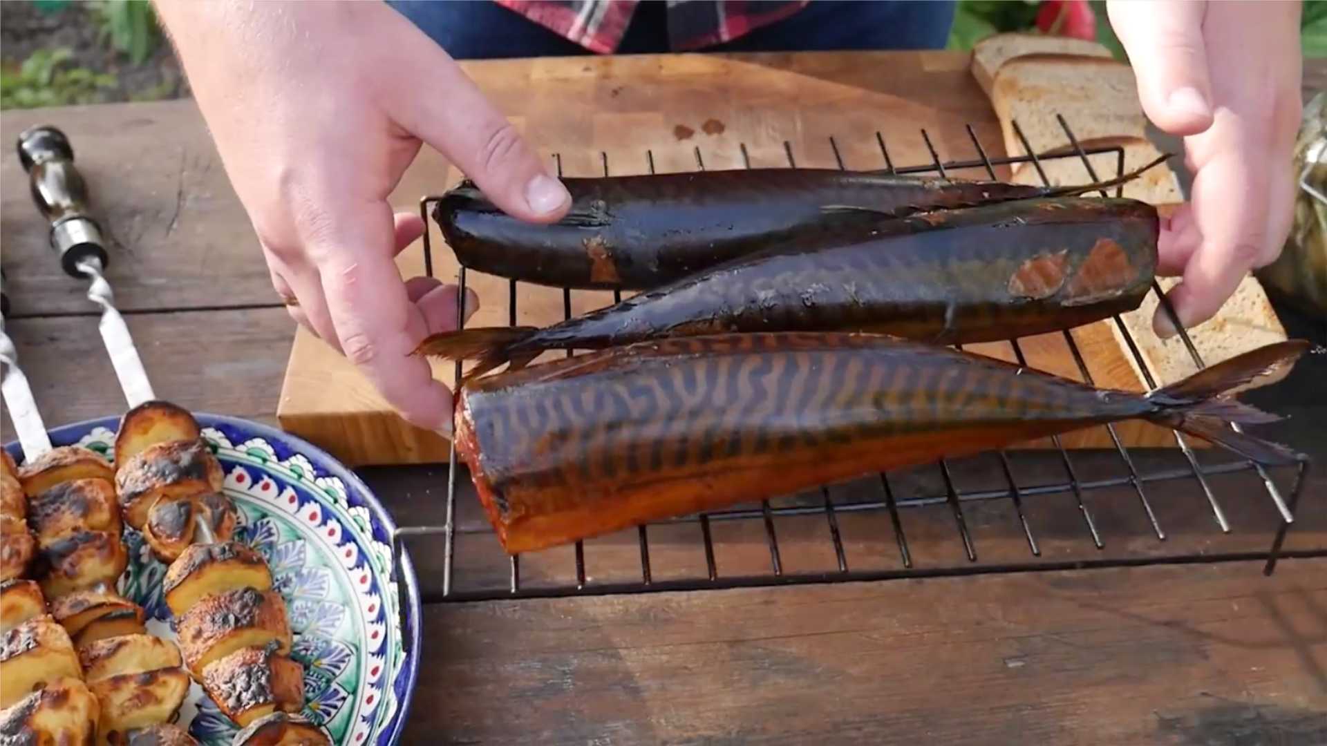 Скумбрия горячего копчения в коптильне-Шаг 10