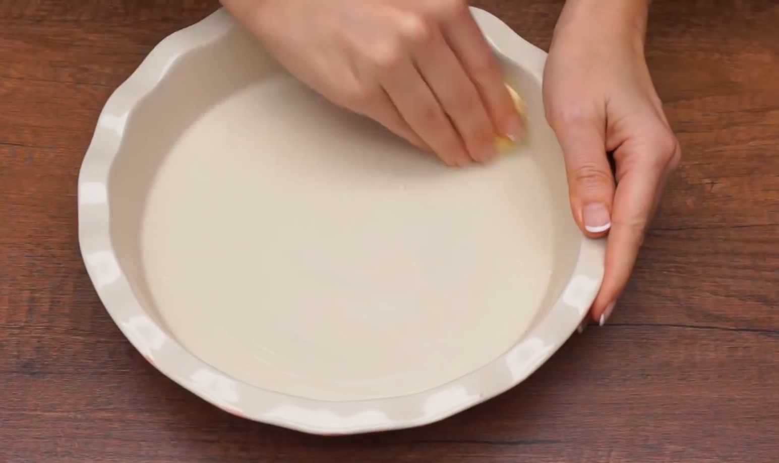 Творожная запеканка с бананом в духовке-Шаг 7