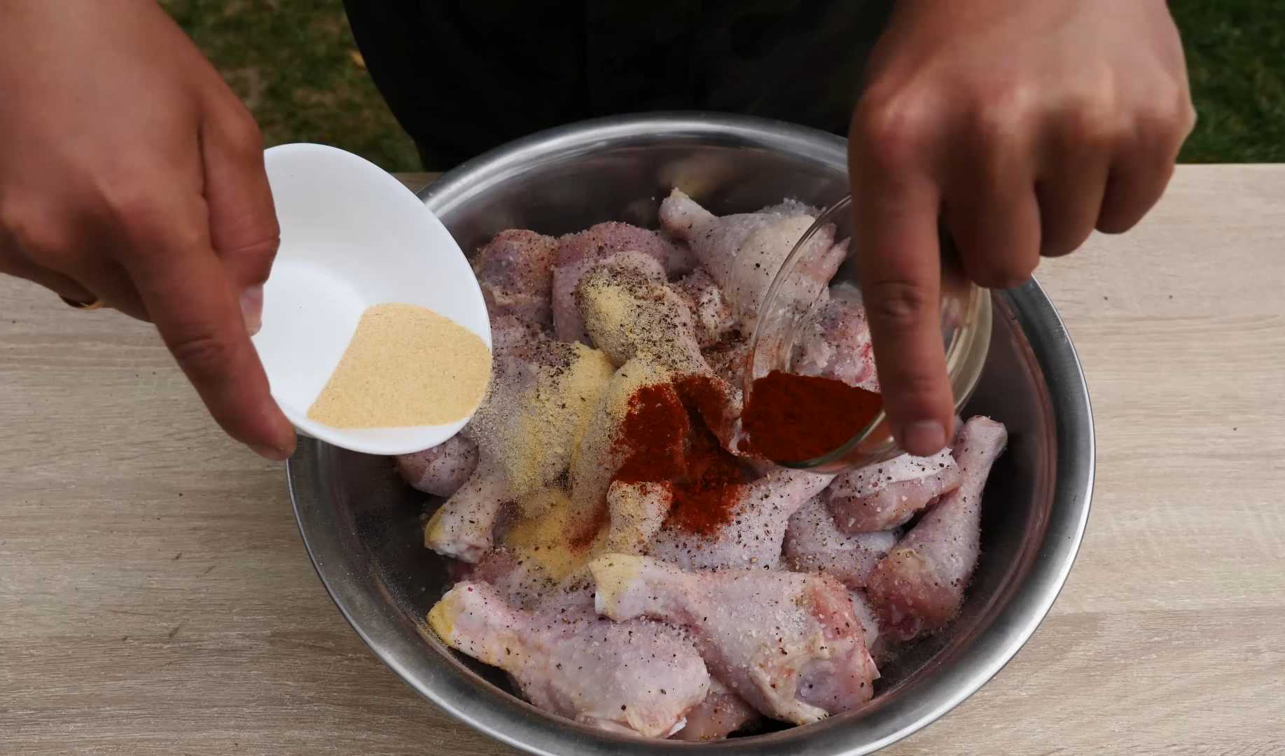 Куриные голени горячего копчения на мангале-Шаг 2
