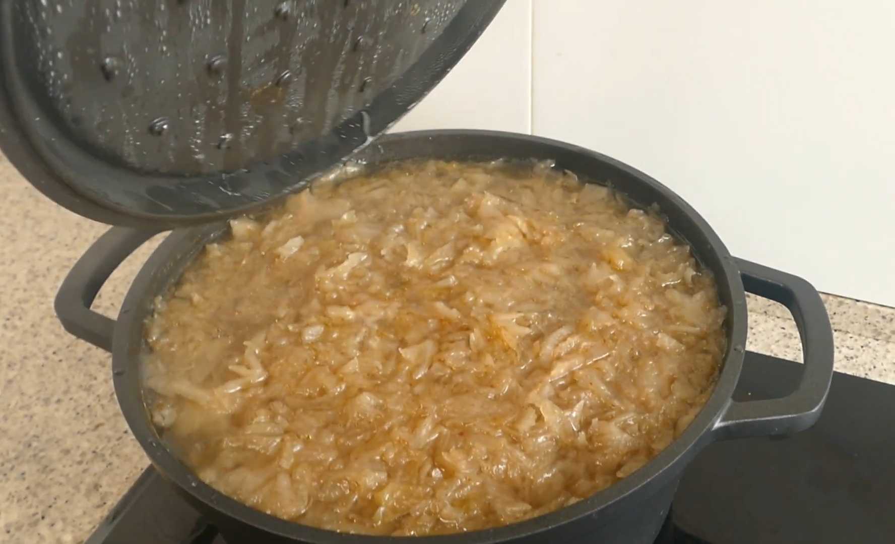 Мясо с квашеной капустой по-немецки-Шаг 10