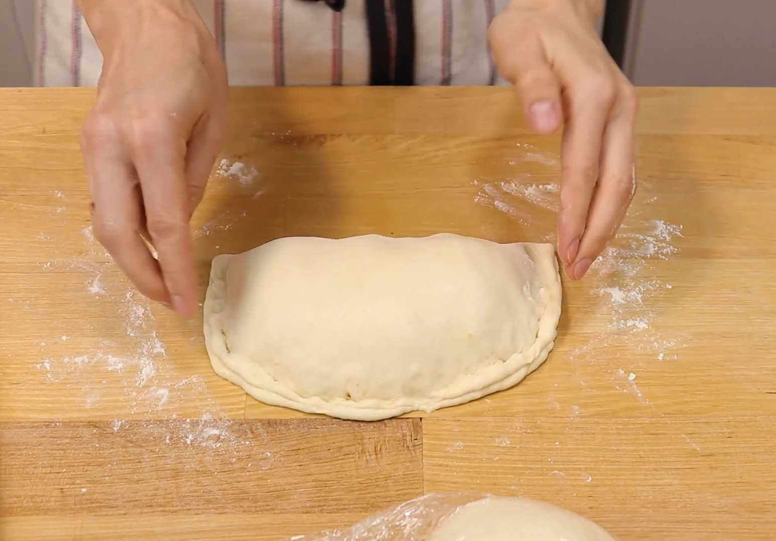 Закрытая пицца с курицей и сыром-Шаг 11