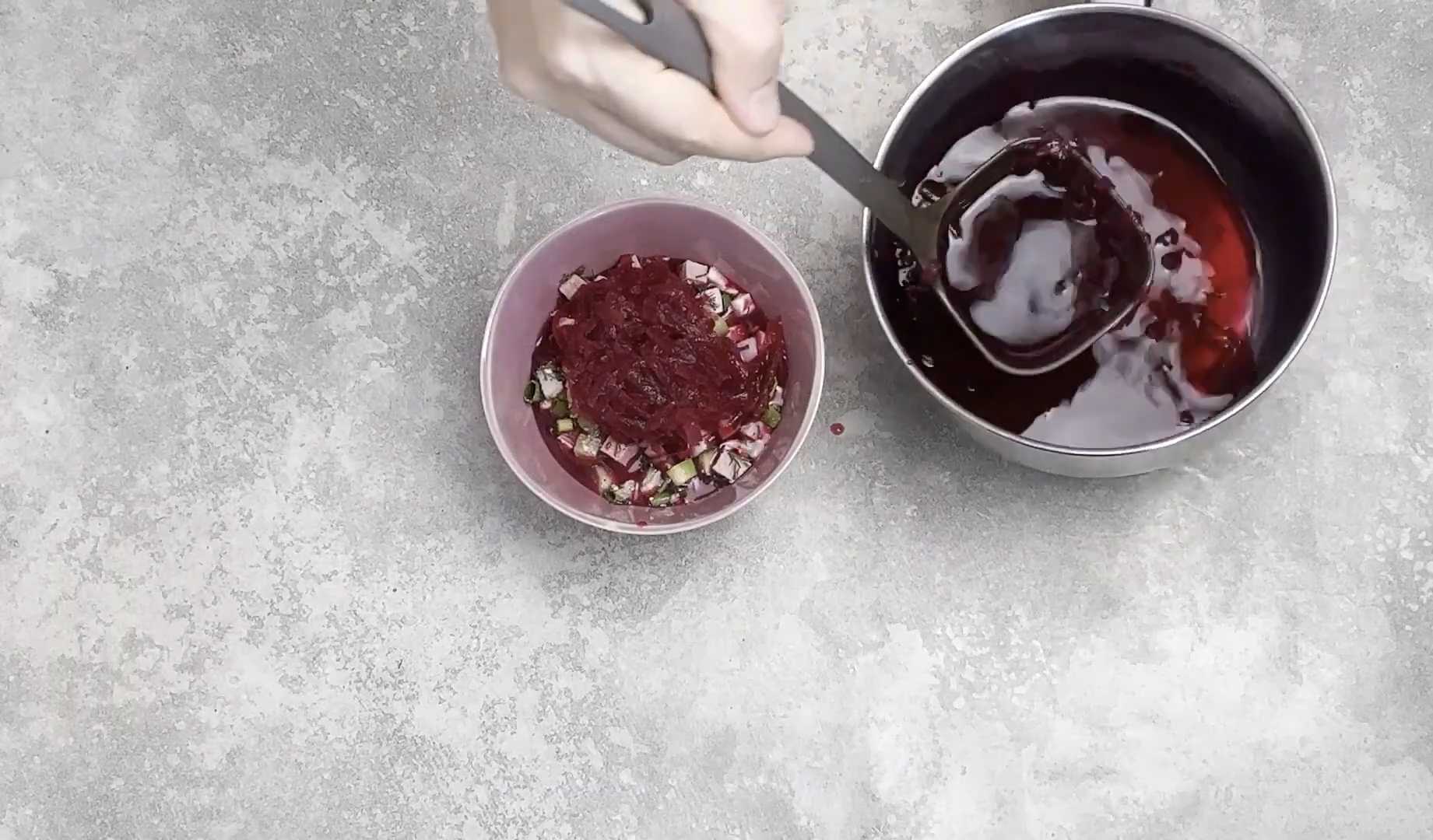 Холодный борщ с колбасой-Шаг 14