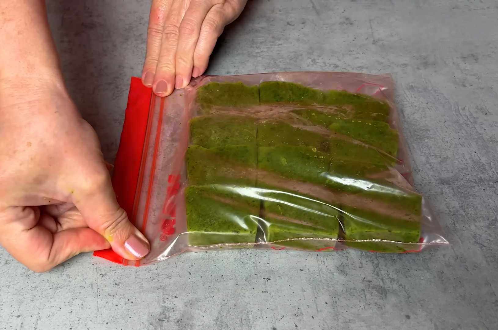 Заготовка зелени в банках и кубиках-Шаг 9