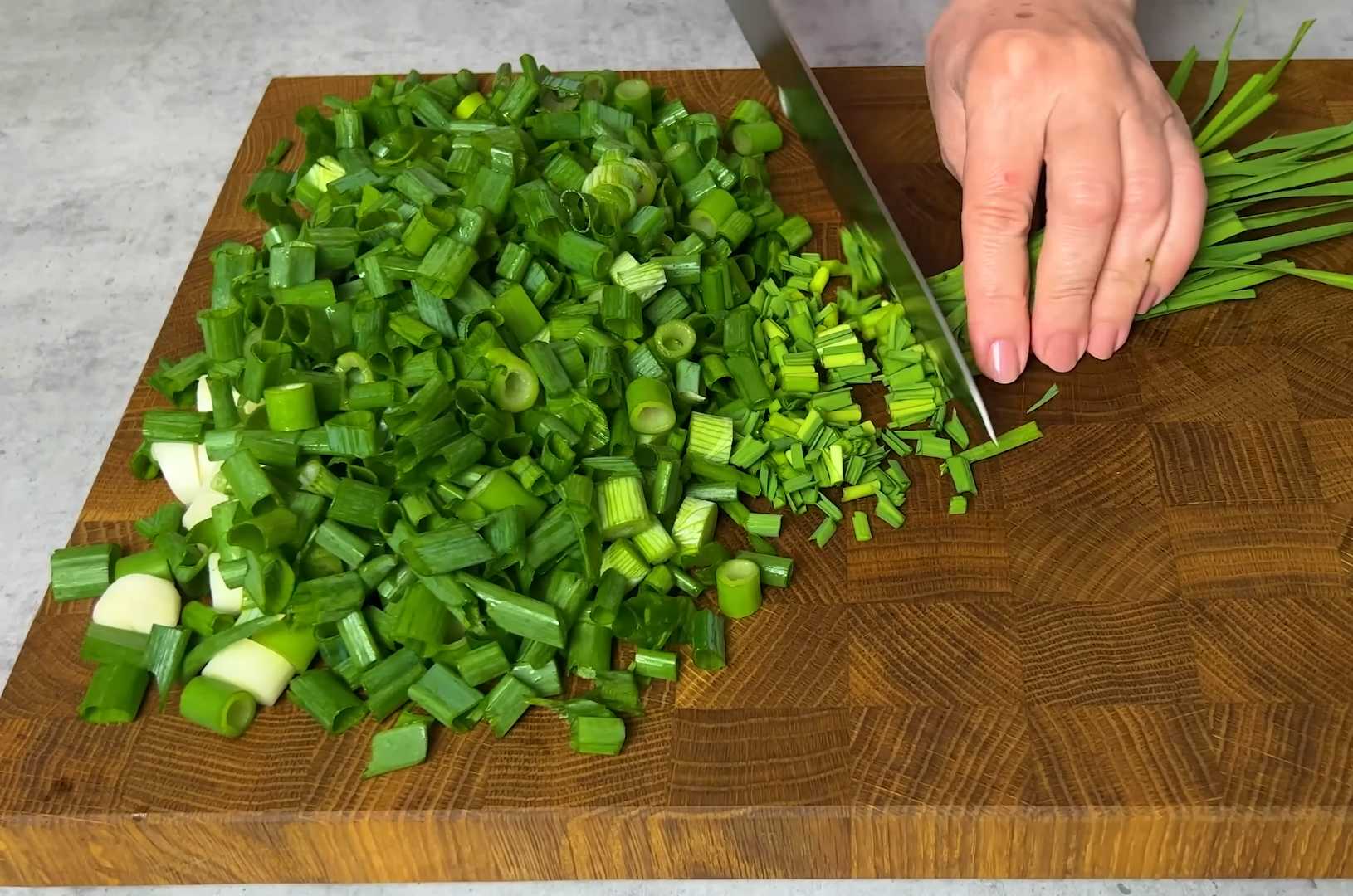 Заготовка зелени в банках и кубиках-Шаг 2