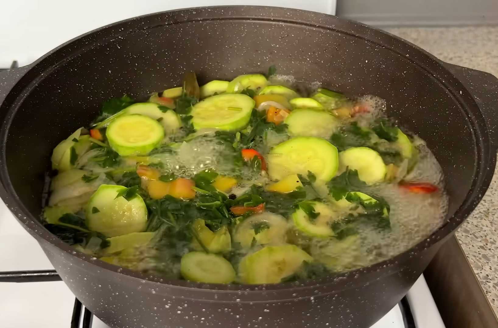 Кабачки с овощами на зиму-Шаг 8