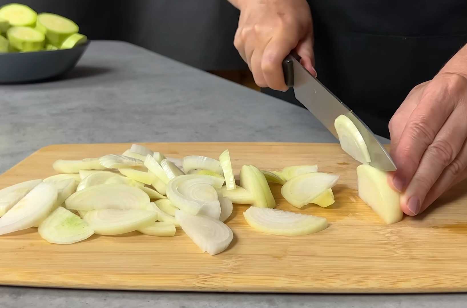 Кабачки с овощами на зиму-Шаг 2
