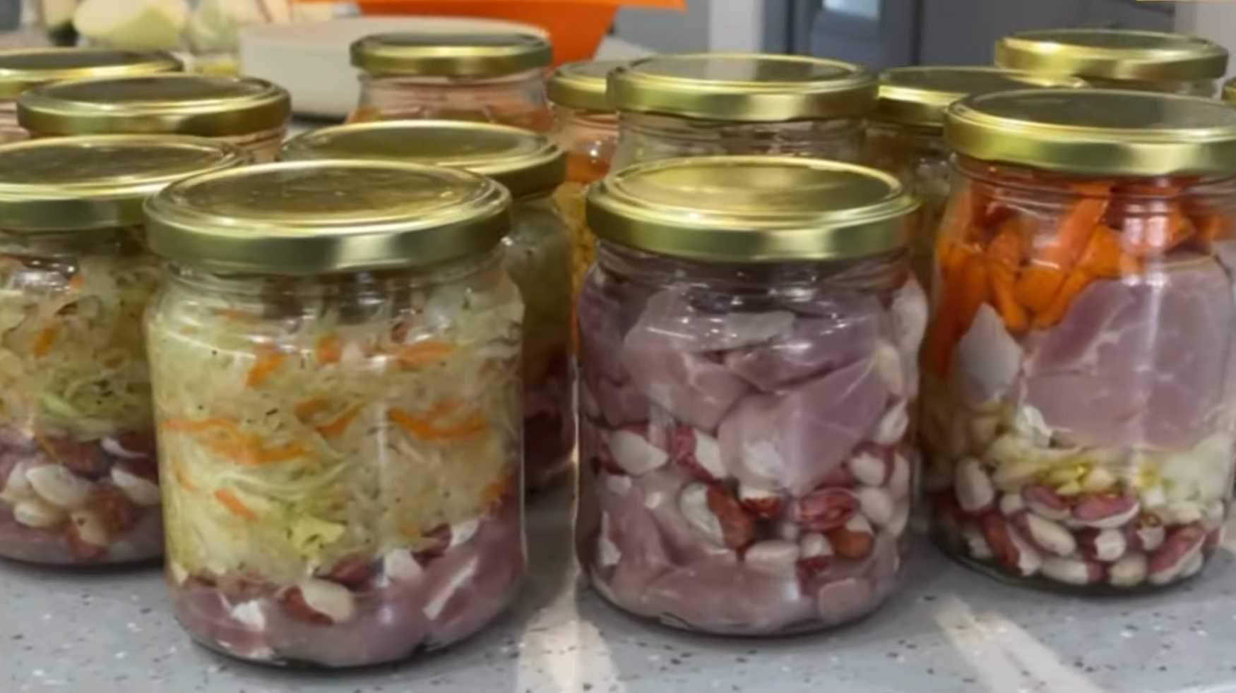 Тушенка с крупами и овощами на зиму-Шаг 14