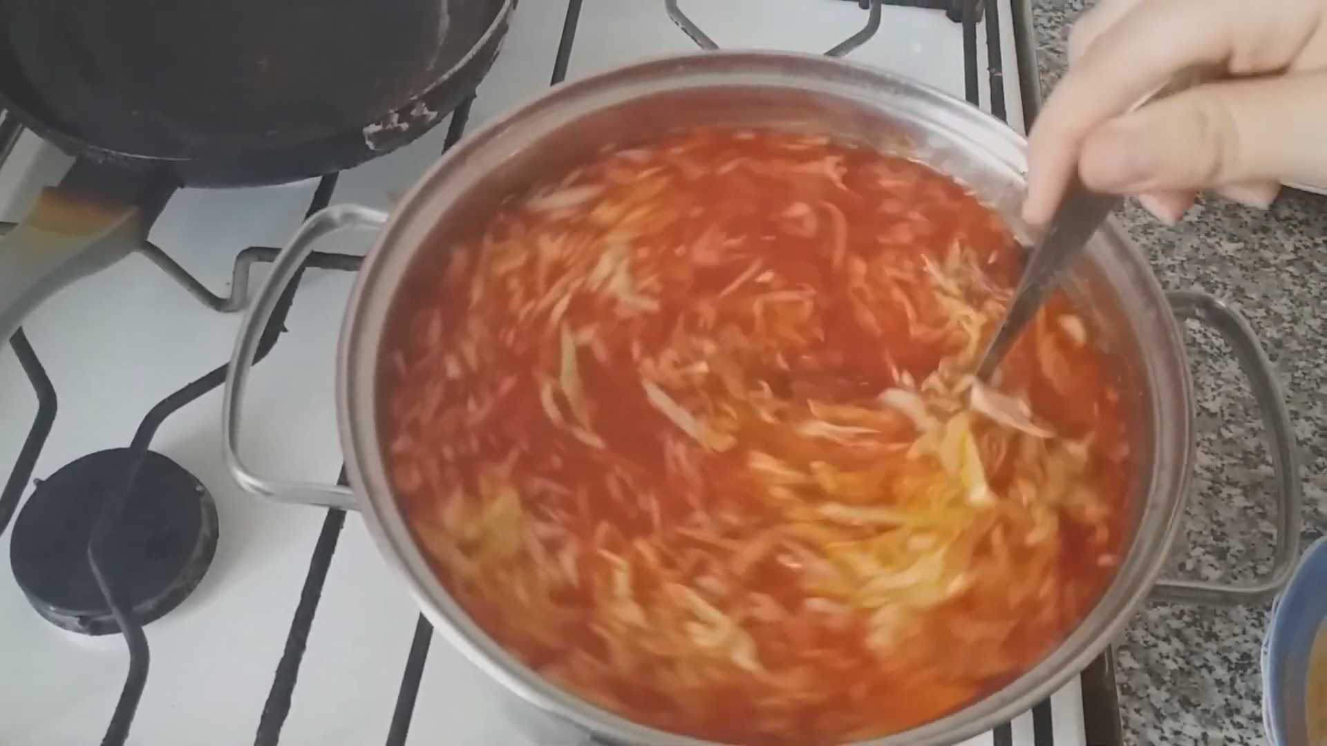 Холодный борщ с килькой — Шаг 10