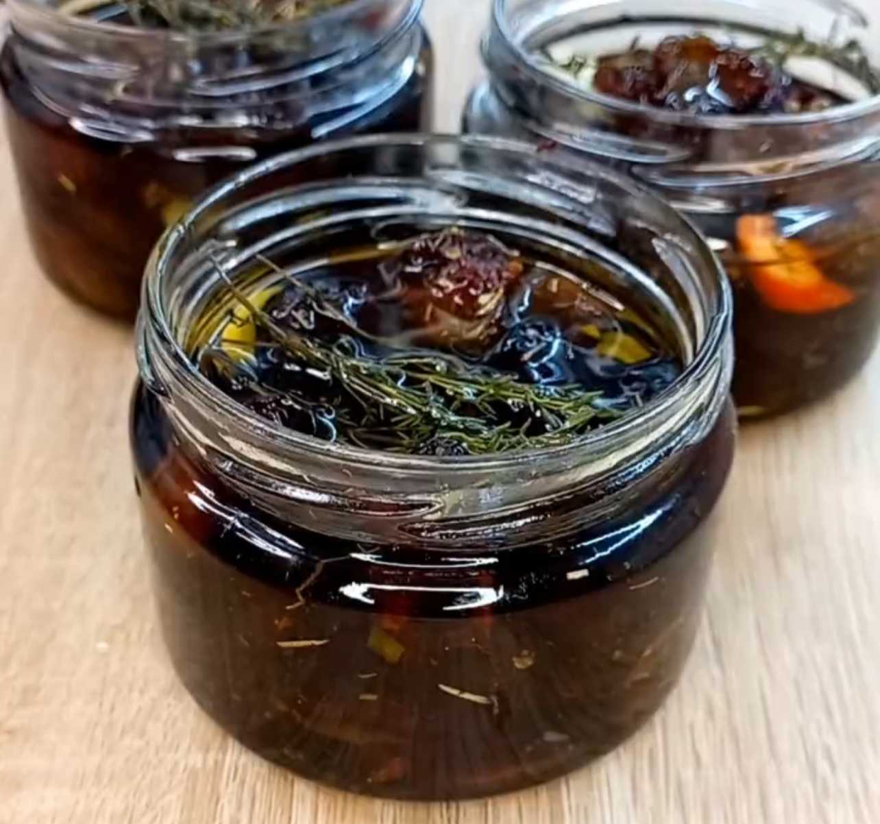Вяленые сливы в ароматном масле-Шаг 9