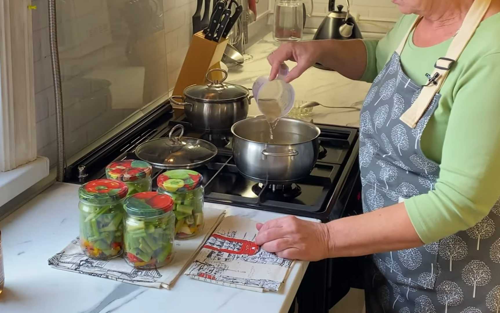 Маринованный сельдерей с болгарским перцем на зиму-Шаг 8