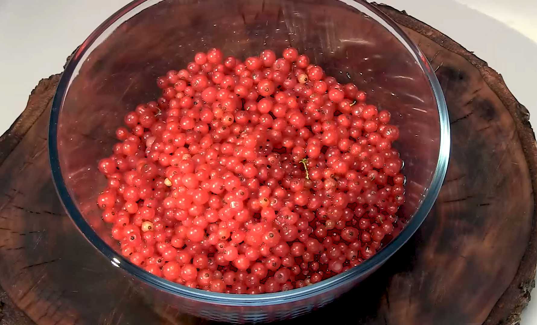 Красная смородина на зиму-Шаг 1