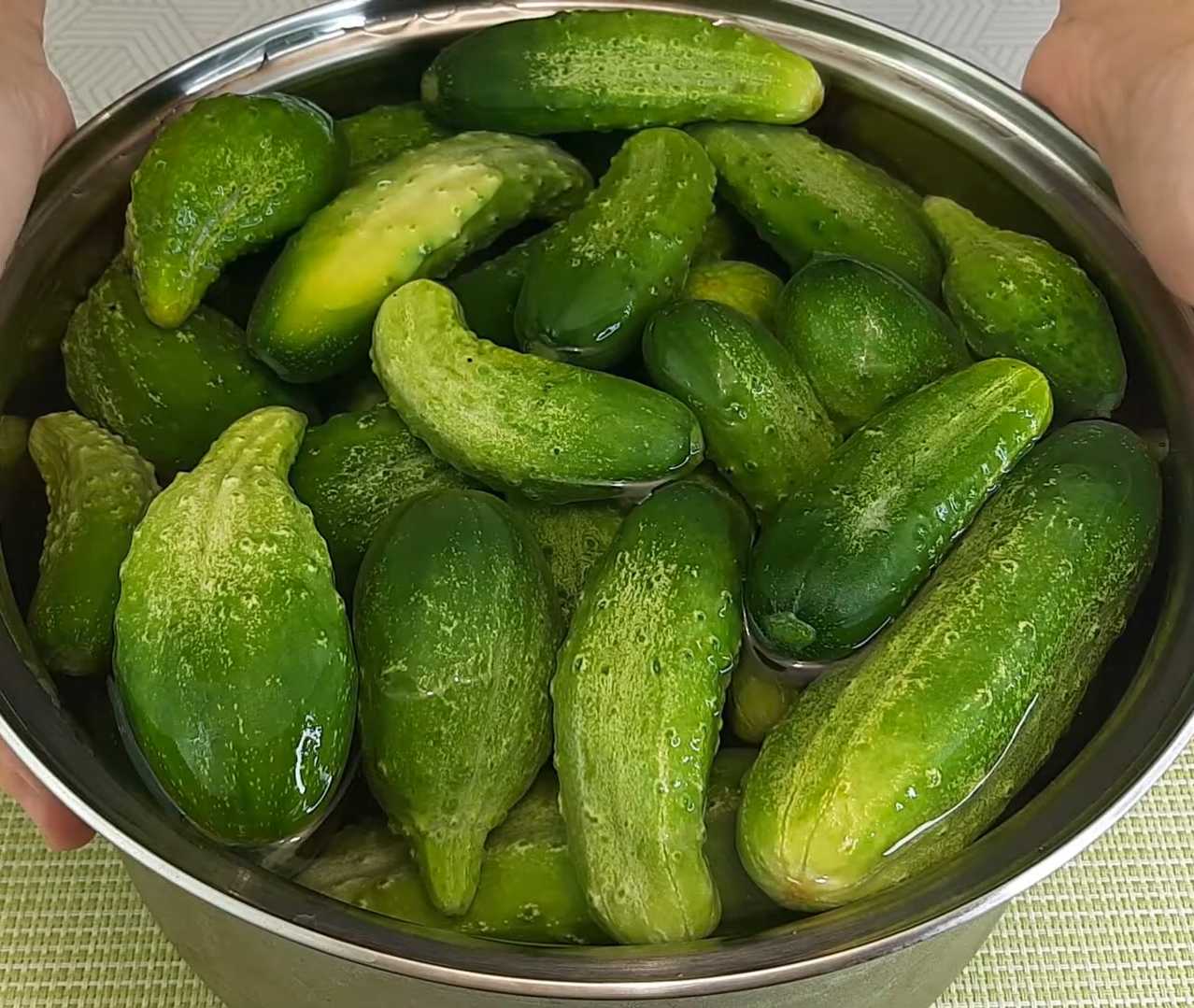 Соленые огурцы на зиму в банках-Шаг 1