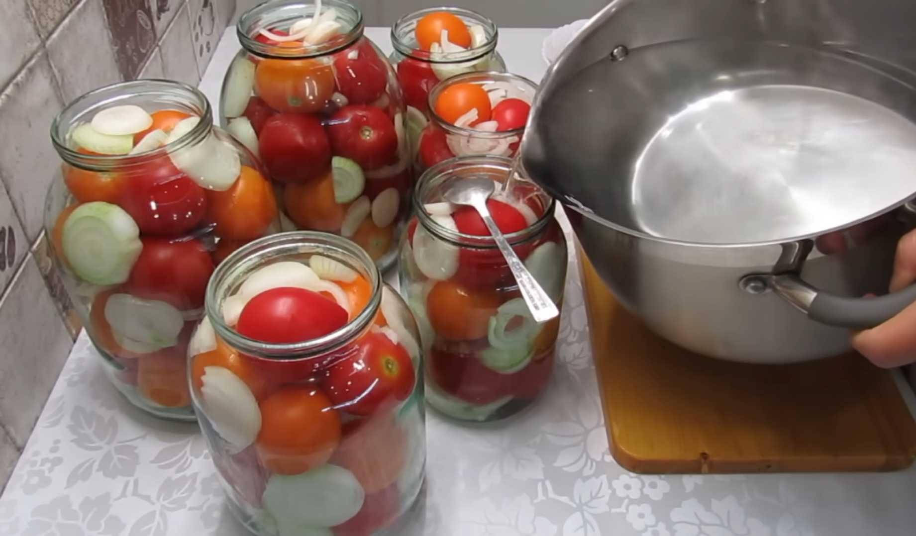 Маринованные помидоры сладкие с луком-Шаг 6