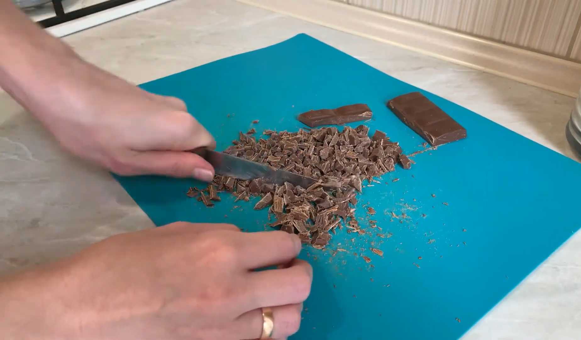 Мороженое с шоколадной крошкой — Шаг 1