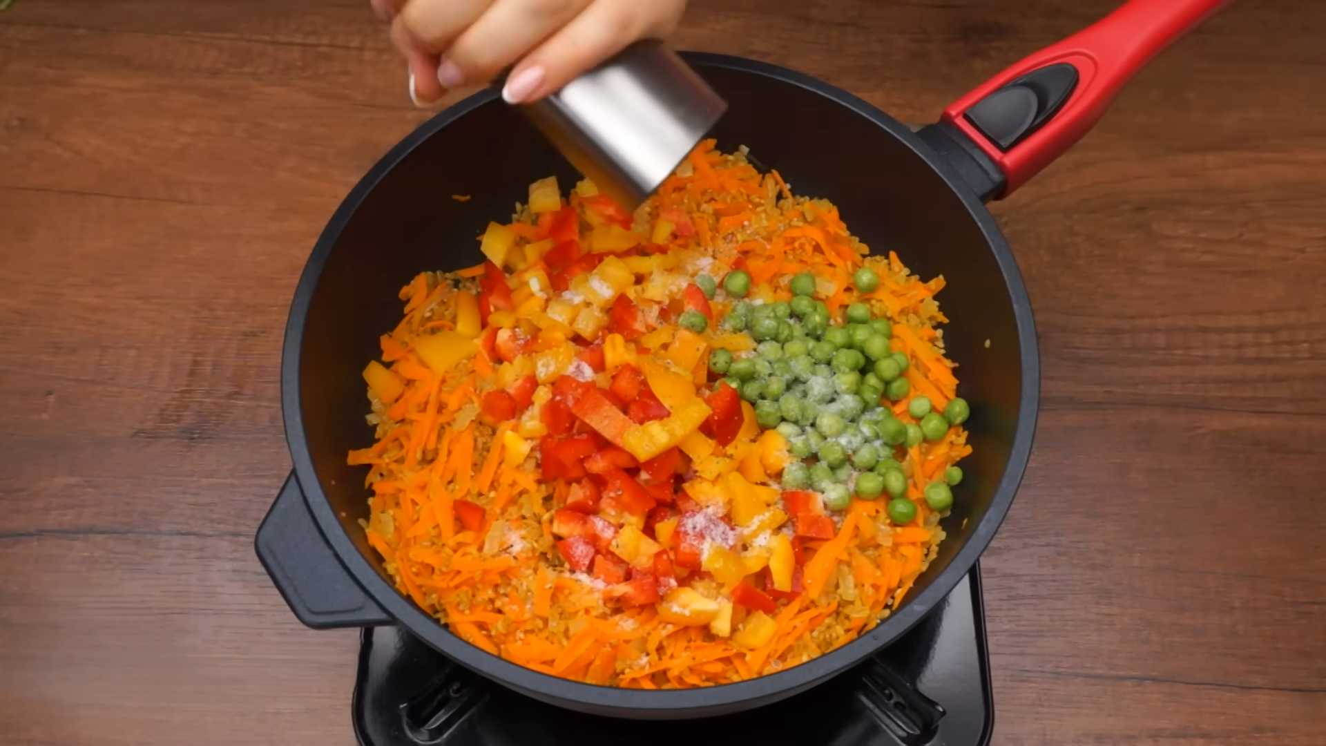 Булгур с овощами и зелёным горошком-Шаг 9