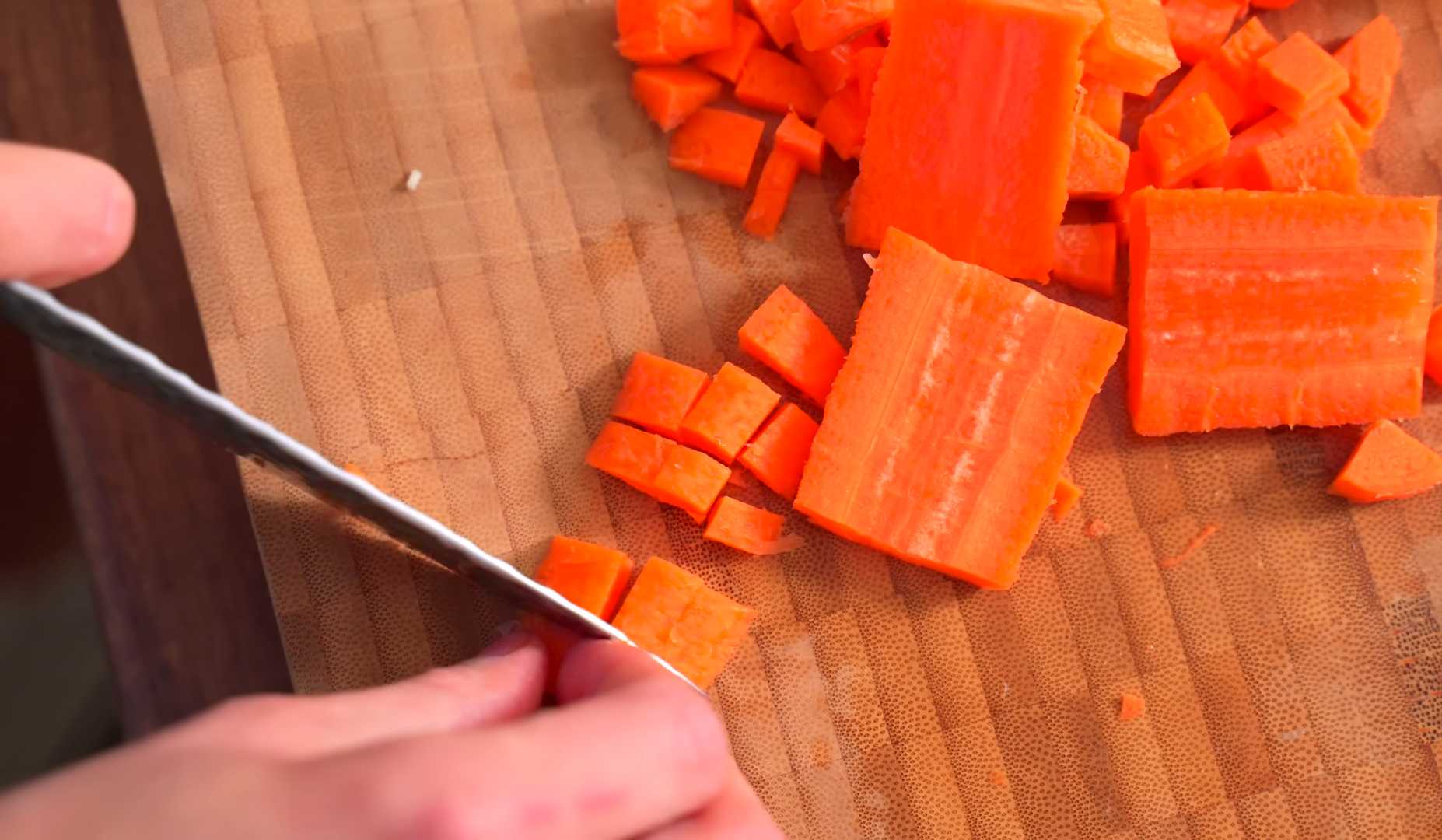 Жареный рис с овощами и яйцом по-азиатски-Шаг 6